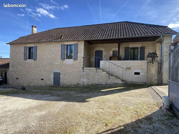 Propriété 5 pièces 205 m²