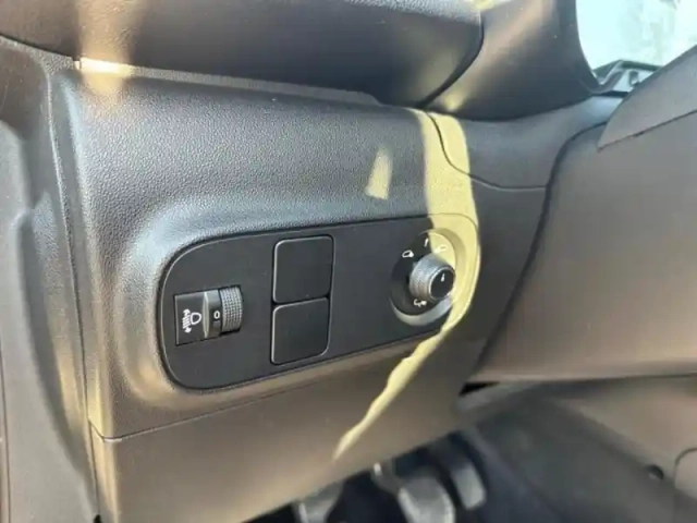 Citroën C3 1.2 puretech 83ch s&amp;s c-series 123g — photo 11