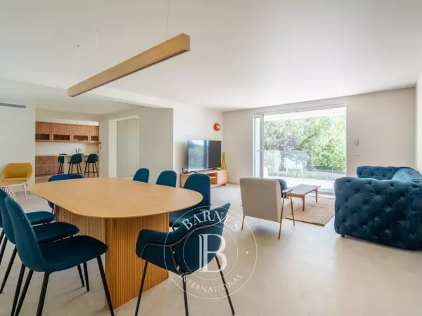 Vente - Villa - Cassis - Vue mer - Proche centre - Piscine