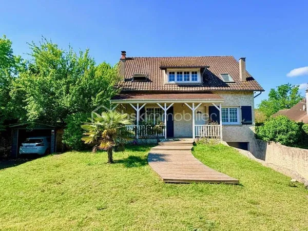 Maison 7 pièces 135 m²