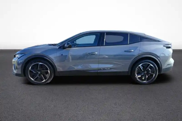 Peugeot 408 hybrid 145 e-dcs6 — photo 43