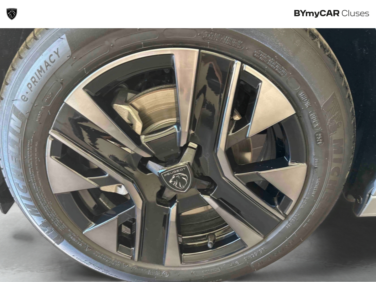 Peugeot 208 Turbo 100 ch BVM6 — photo 24