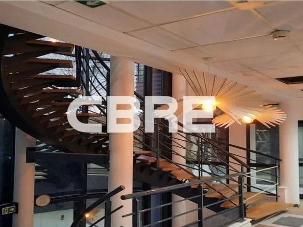 Bureaux 1861 m²