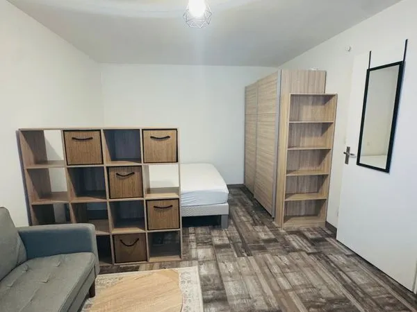 Appartement - 1 pièce - 23m² - 1er étage