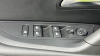 Peugeot 2008 1.2 PureTech 130ch S&S Allure Pack EAT8 — photo 19