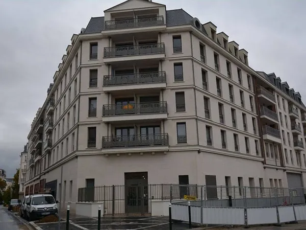 Parking 12 m²