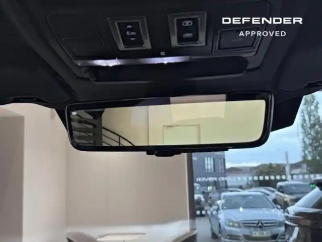 Land Rover Defender 110 2.0 p300e phev x-dynamic hse — photo 12