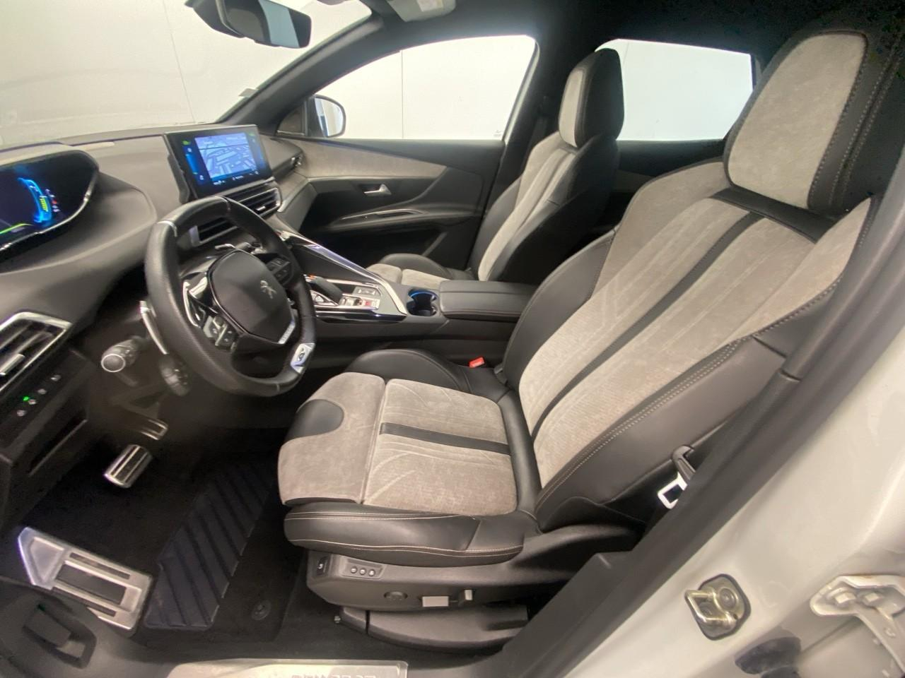 Peugeot 3008 hybrid 225 e-eat8 gt pack — photo 9