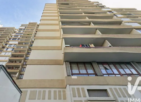 Parking 12 m²