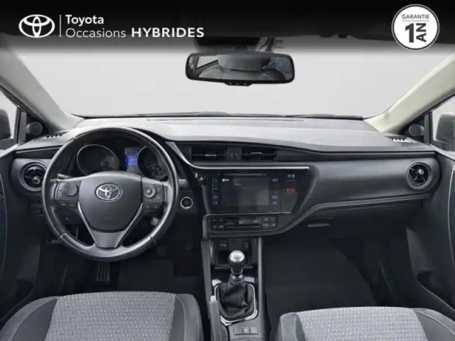 Toyota Auris 1.2 turbo 116ch collection — photo 8