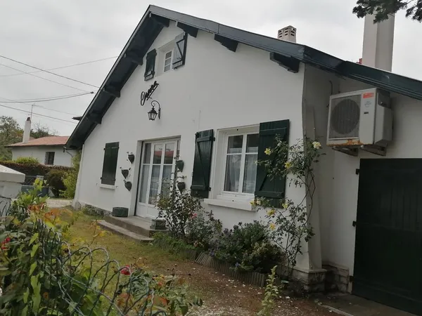 ANGLET 64 Chambre meublée 505 CC dans colocation au 01/11/26