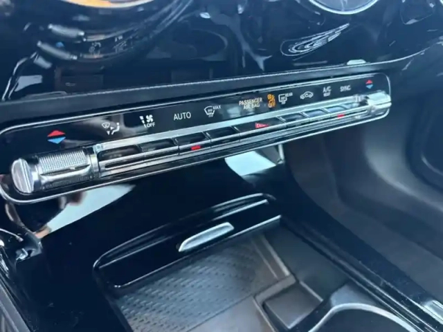 Mercedes Cla 200 coupé amg line — photo 13