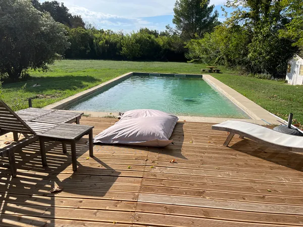 Mas provençal 7 pièces 225 m²
