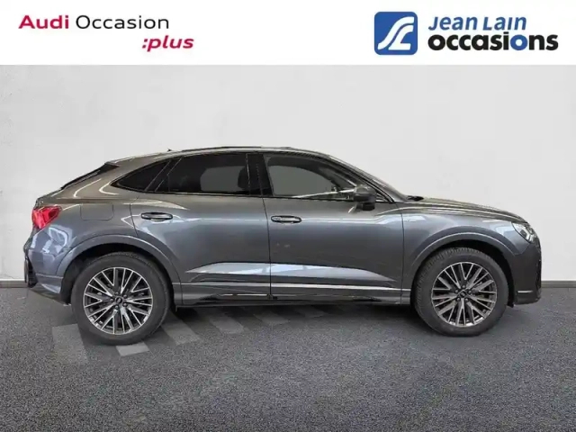 Audi Q3 sportback 45 tfsie  245 ch s tronic 6 — photo 4
