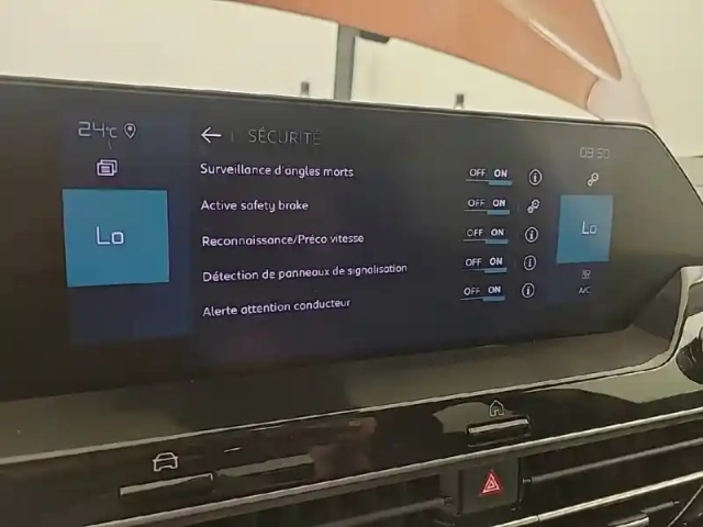Citroën C4 e- 136 ch automatique — photo 51