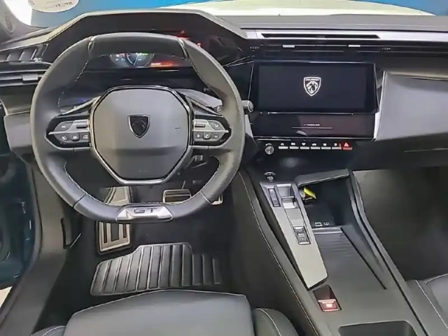 Peugeot 408 phev 225 e-eat8 — photo 82
