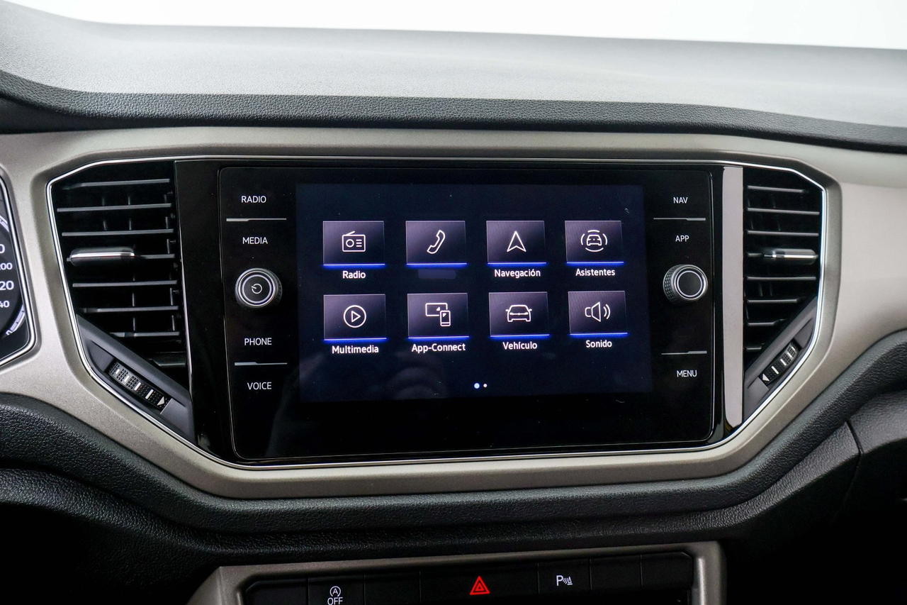 Volkswagen T-Roc — photo 25