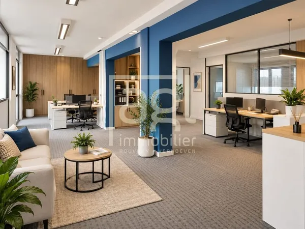Commerce ou bureaux centre ville 160 m² de plain pied + station