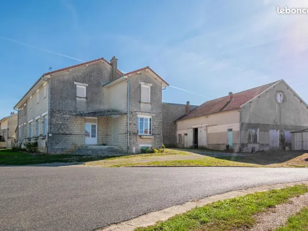 Maison 8 pièces 211 m²