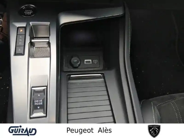 Peugeot 308 phev 180 e-eat8 — photo 15