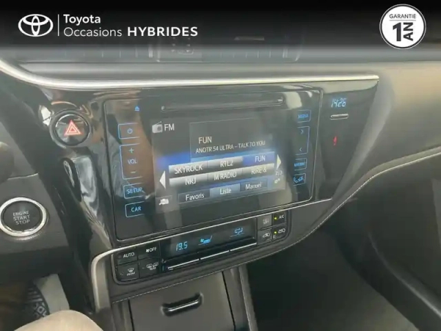 Toyota Auris 1.2 turbo 116ch design — photo 15
