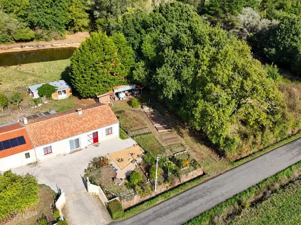 Maison 6 pièces - 90m² -