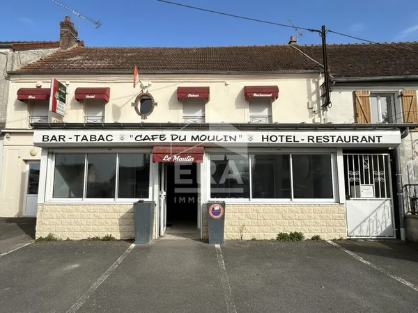 Bar Tabac Hôtel Restaurant avec fort potentiel à Gastins