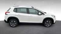 Peugeot 2008 1.2 PureTech 110ch Allure S&S — photo 4