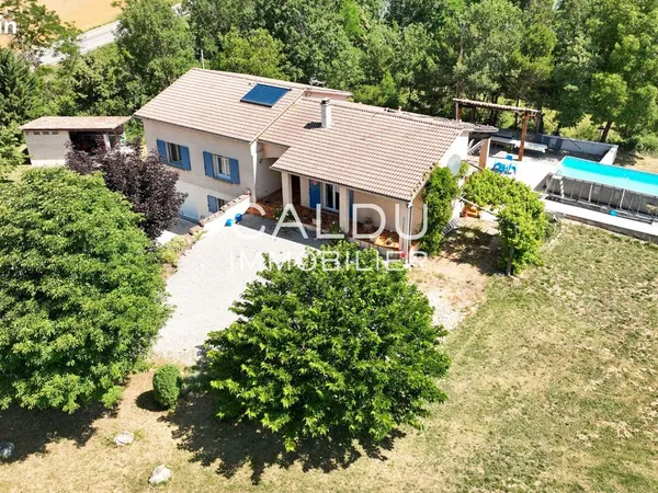 Maison 6 pièces 143 m²