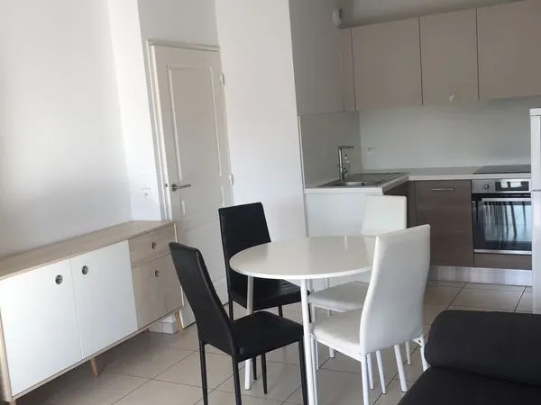 Appartement 2 pièces meublé Climatisé- Résidence sécurisée