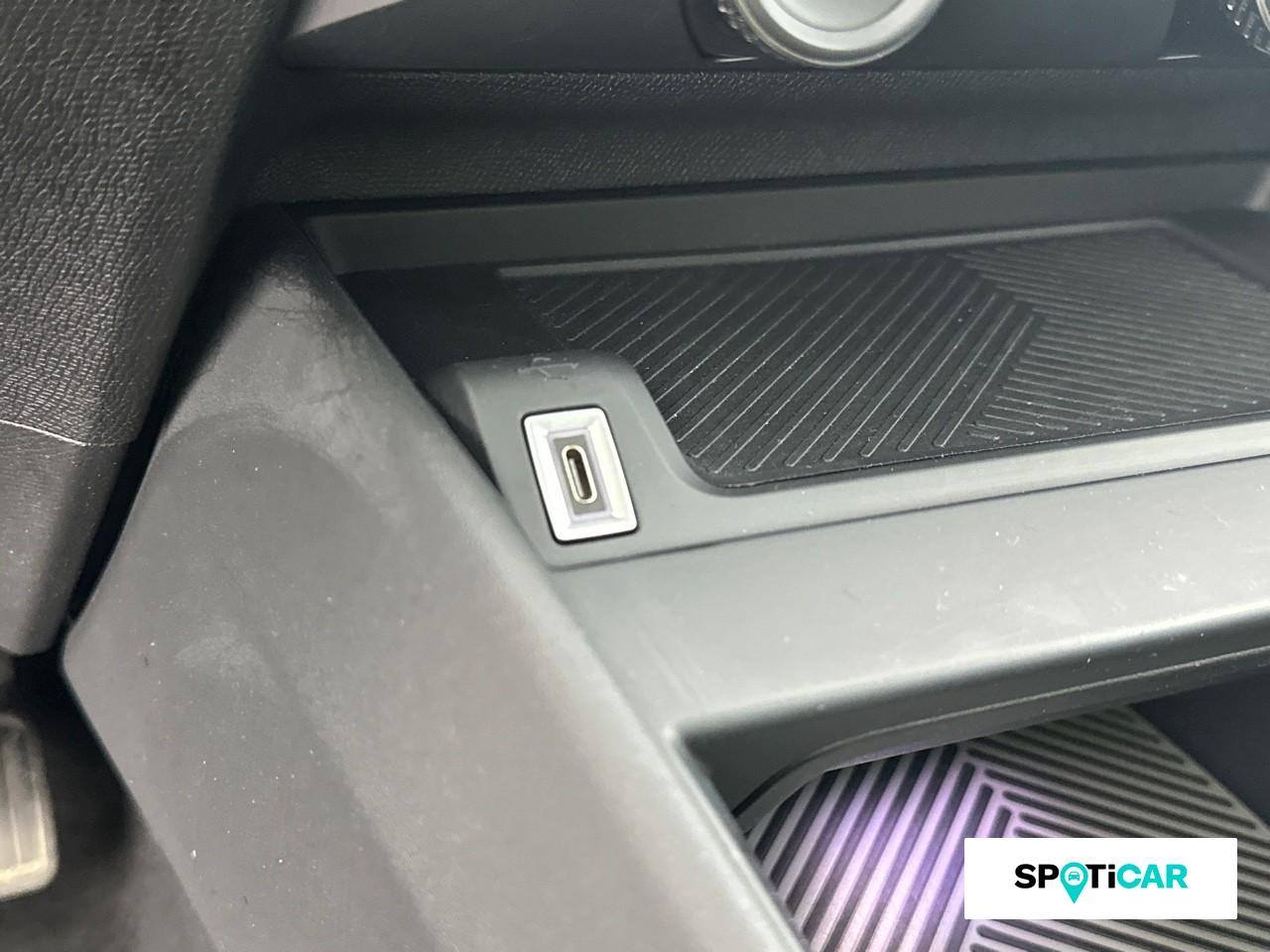 Citroën C4 moteur electrique 136ch (100 kw) shine automatique — photo 16