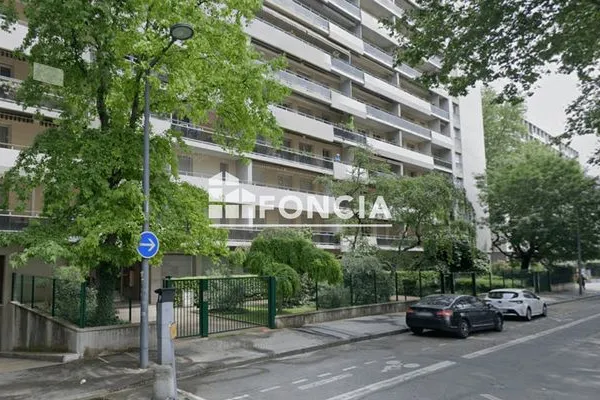 Stationnement Location Lyon   87€