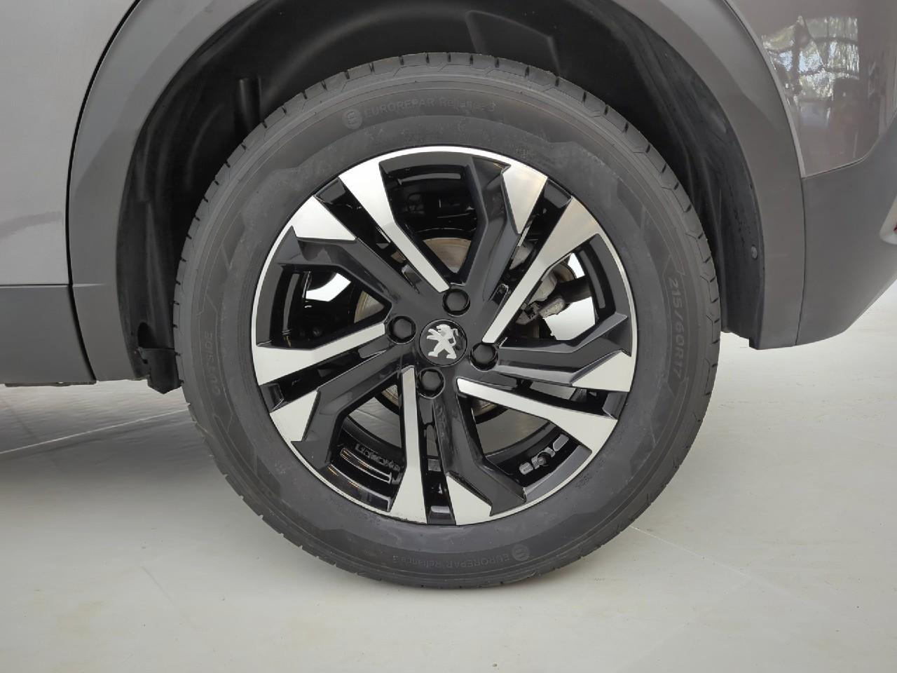 Peugeot 2008 puretech 130 s&s eat8 allure — photo 11
