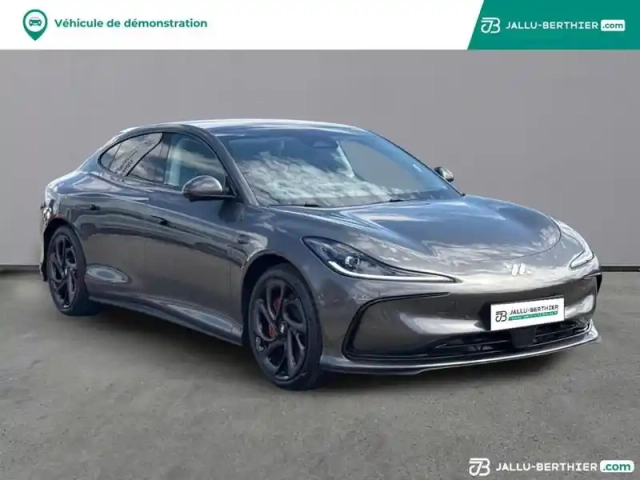 Mg Im5 ev 751ch - 100kwh 4wd — photo 17