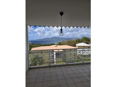 APPARTEMENT - TROIS ILETS - 2 PIECES