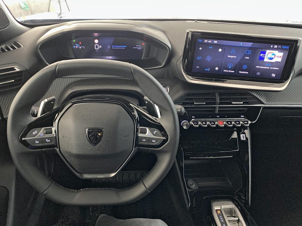 Peugeot 2008 hybrid 145 ch e-dcs6 allure — photo 15