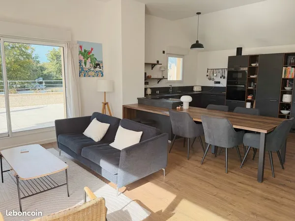 Appartement T3 85 m² - Terrasse 100 m² - Vezin-le-Coquet Centre - Garage + 2 parkings