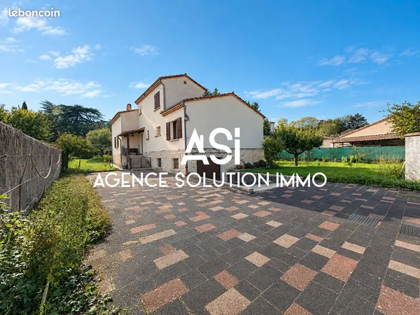 Maison 4 pièces 143 m²