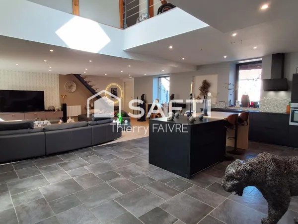 Rare duplex de qualité centre ville Champagnole