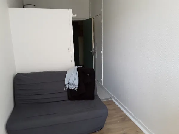 vends chambre autonomme meublée hyper centre du Havre. Bien déjà loué