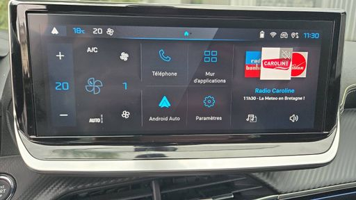 Peugeot 2008 1.2 Hybrid 136 e-DSC6 - GT – 2024 – 12942 km – Hybride essence – Boîte Automatique — photo 19