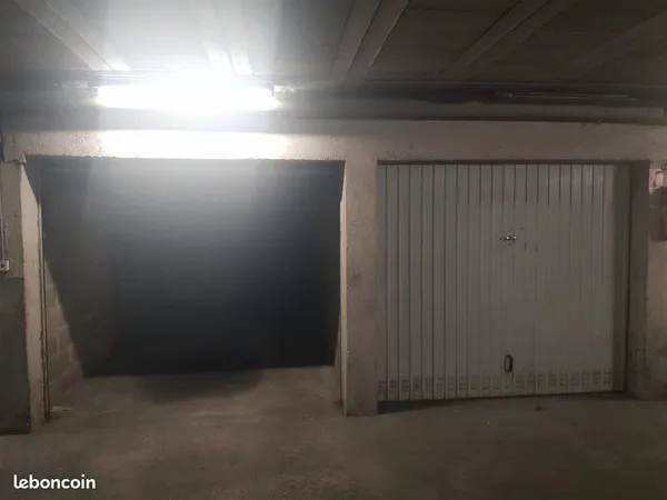 Garage fermé