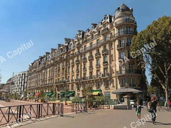 Boutique 3 pièces 66 m²