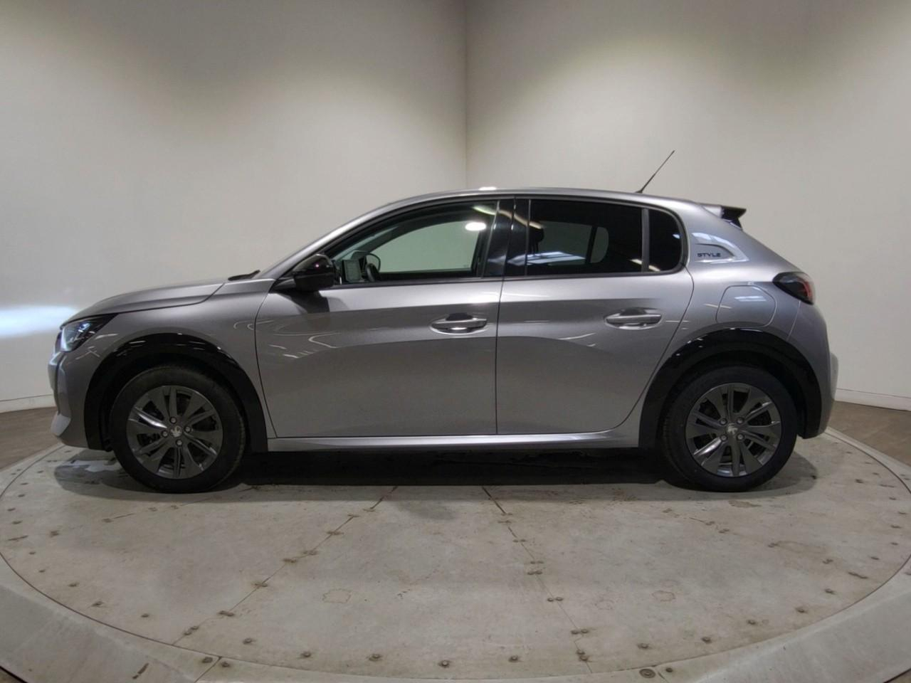 Peugeot 208 electrique 50 kwh 136ch style — photo 2