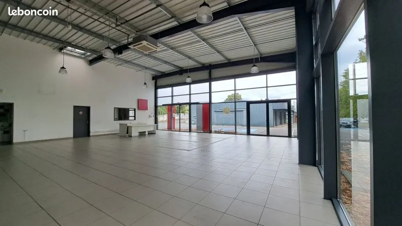 Photo 1