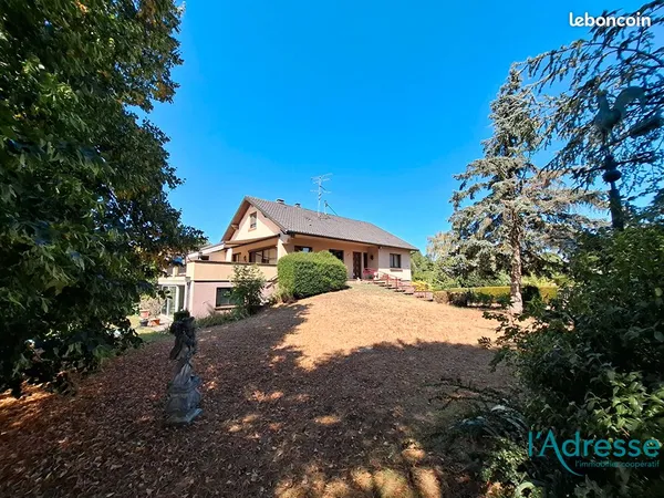 Propriété 4 pièces 92 m²