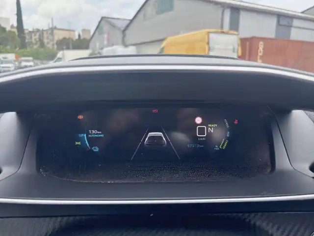 Peugeot 208 electrique 50 kwh 136ch — photo 12
