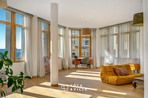 Appartement 4 pièces 160 m²