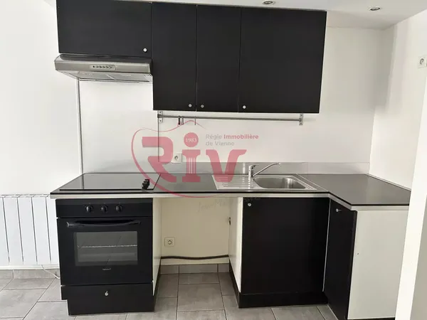 Appartement T2 - 1er étage - Centre ville de VIENNE
