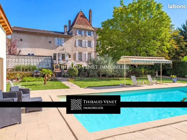 Propriété 10 pièces 455 m²